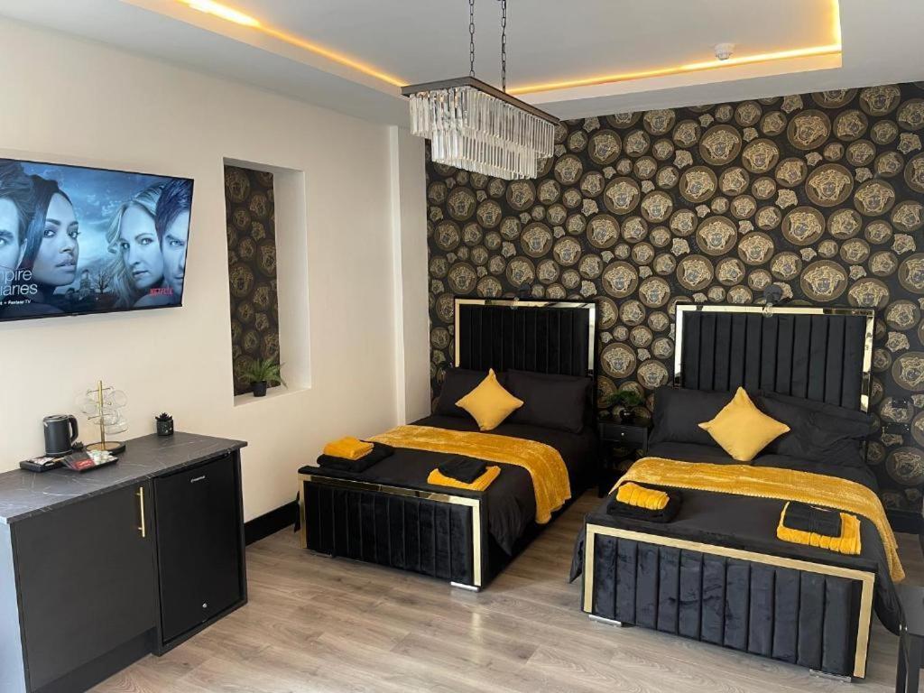 Superior Family Room