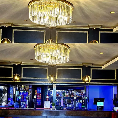 Sapphire Hotel Blackpool-3